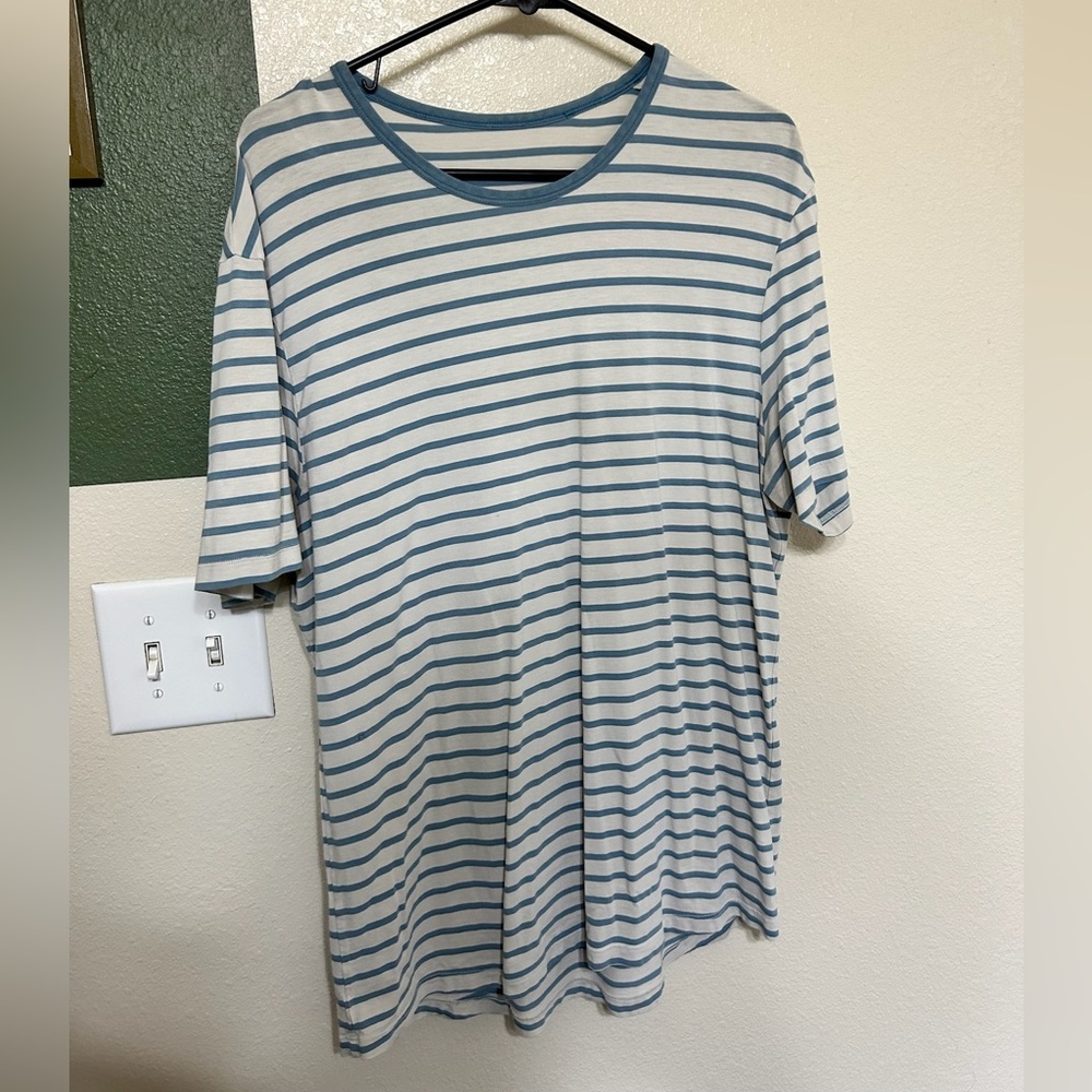 Lululemon shirt